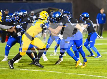Thumbnail 1 in Chandler vs. Northwestern (GEICO State Champions Bowl Series) photogallery.