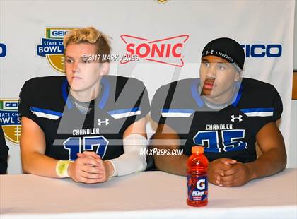 Thumbnail 3 in Chandler vs. Northwestern (GEICO State Champions Bowl Series) photogallery.