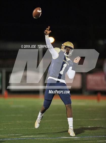 Thumbnail 1 in Monroe-Woodbury vs. Newburgh Free Academy (Section 9 Class AA Semifinal) photogallery.