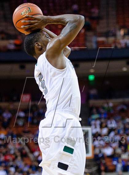 Thumbnail 2 in Berkner vs. Fort Bend Travis (UIL 5A Semifinal) photogallery.