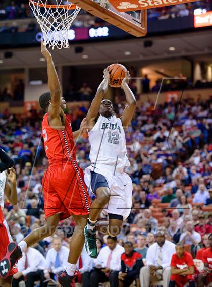 Thumbnail 1 in Berkner vs. Fort Bend Travis (UIL 5A Semifinal) photogallery.
