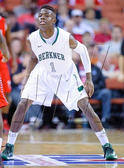 Thumbnail 3 in Berkner vs. Fort Bend Travis (UIL 5A Semifinal) photogallery.