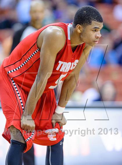 Thumbnail 3 in Berkner vs. Fort Bend Travis (UIL 5A Semifinal) photogallery.