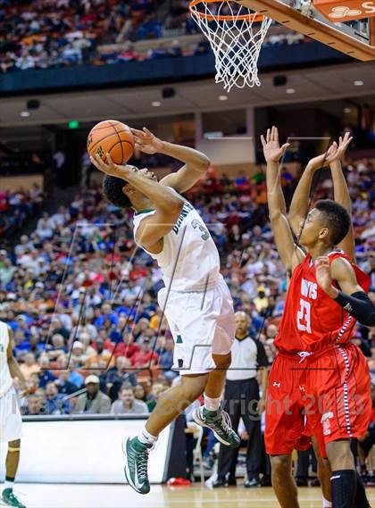 Thumbnail 1 in Berkner vs. Fort Bend Travis (UIL 5A Semifinal) photogallery.