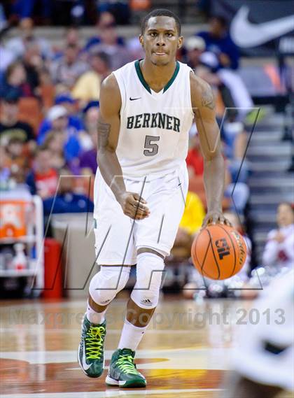 Thumbnail 1 in Berkner vs. Fort Bend Travis (UIL 5A Semifinal) photogallery.