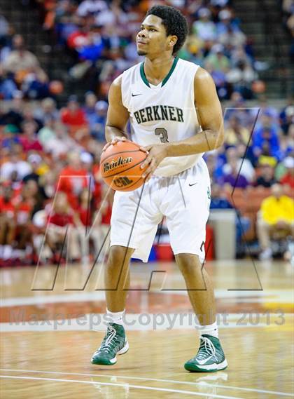 Thumbnail 3 in Berkner vs. Fort Bend Travis (UIL 5A Semifinal) photogallery.