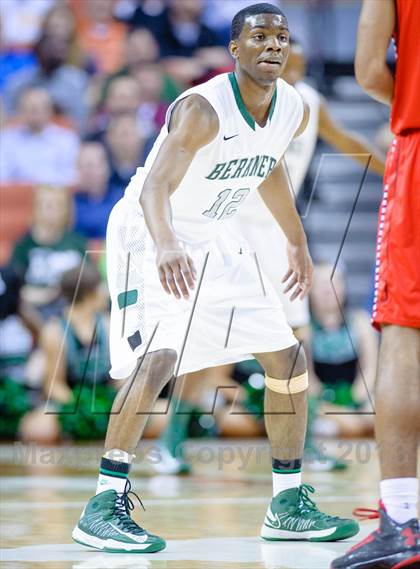 Thumbnail 1 in Berkner vs. Fort Bend Travis (UIL 5A Semifinal) photogallery.