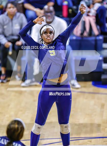 Thumbnail 3 in Landmark Christian vs. Mount Paran Christian (GHSA 2A Championship) photogallery.