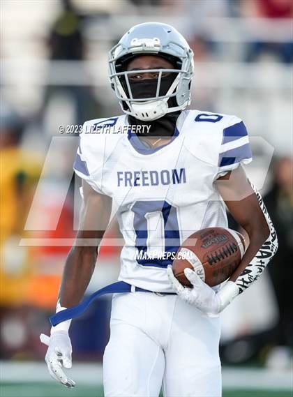 Thumbnail 1 in Vanden @ Freedom photogallery.