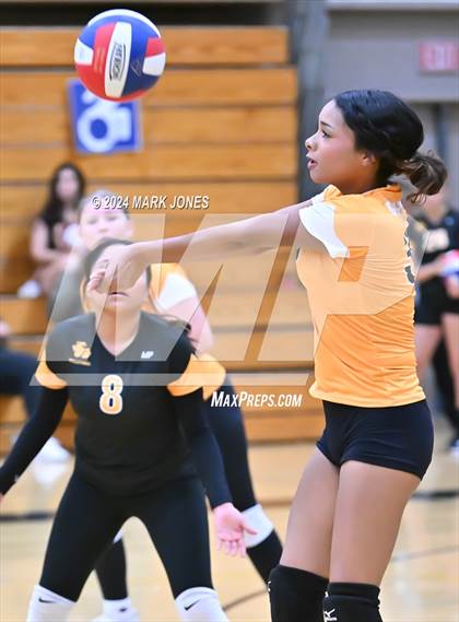 Thumbnail 1 in Goldwater vs. Crismon photogallery.