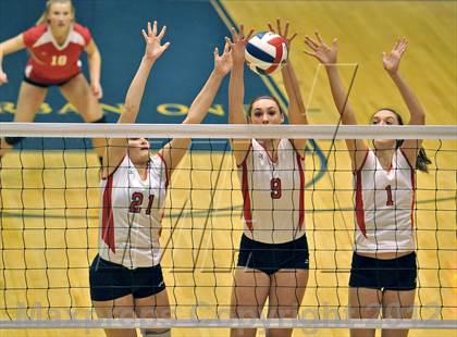 Thumbnail 2 in Parkland vs. Upper Merion Area (PIAA Class AAA Semifinal) photogallery.