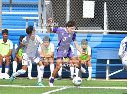 Thumbnail 2 in Boerne vs. San Elizario (UIL 4A Soccer Semifinal) photogallery.
