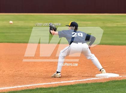 Thumbnail 2 in Davenport vs John Paul II (Comal Clash Tournament) photogallery.