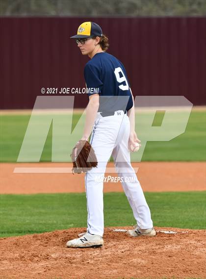 Thumbnail 3 in Davenport vs John Paul II (Comal Clash Tournament) photogallery.