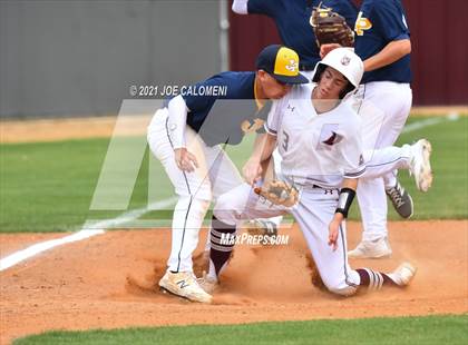 Thumbnail 2 in Davenport vs John Paul II (Comal Clash Tournament) photogallery.