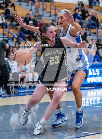 Thumbnail 3 in Noblesville @ Hamilton Southeastern photogallery.
