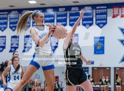 Thumbnail 2 in Noblesville @ Hamilton Southeastern photogallery.