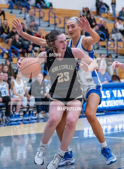 Thumbnail 1 in Noblesville @ Hamilton Southeastern photogallery.