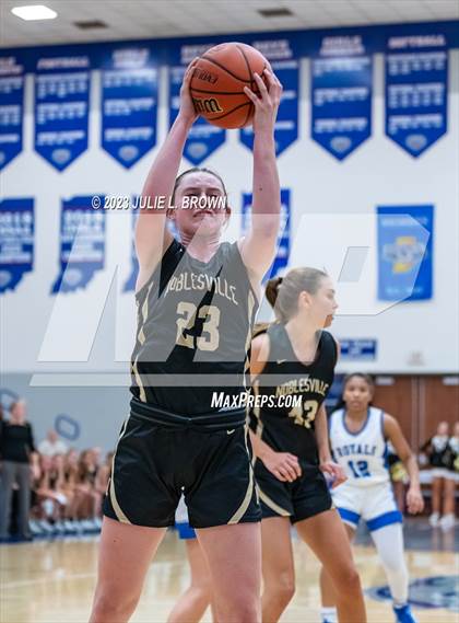 Thumbnail 2 in Noblesville @ Hamilton Southeastern photogallery.