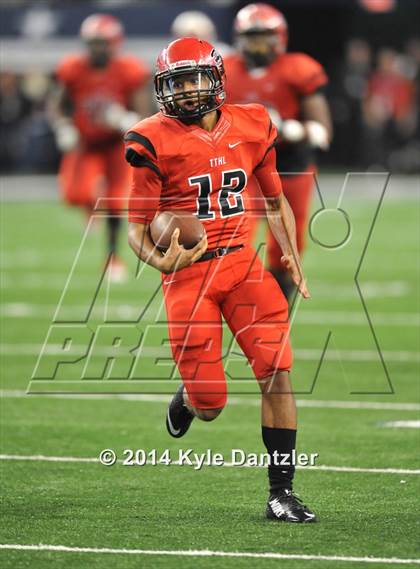 Thumbnail 1 in Cedar Hill vs. Katy (UIL 6A Division 2 Final) photogallery.