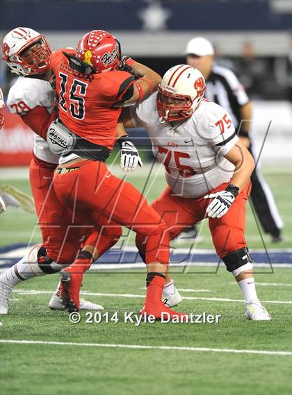 Thumbnail 1 in Cedar Hill vs. Katy (UIL 6A Division 2 Final) photogallery.