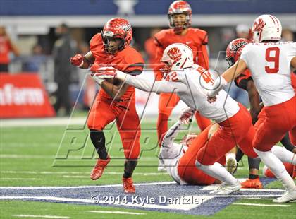 Thumbnail 3 in Cedar Hill vs. Katy (UIL 6A Division 2 Final) photogallery.