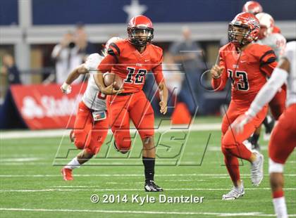 Thumbnail 3 in Cedar Hill vs. Katy (UIL 6A Division 2 Final) photogallery.