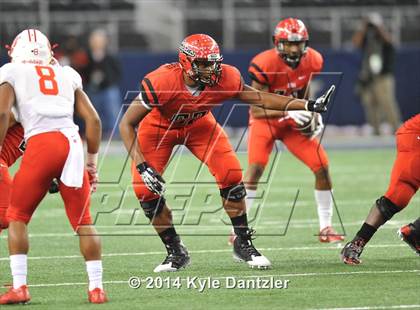 Thumbnail 3 in Cedar Hill vs. Katy (UIL 6A Division 2 Final) photogallery.