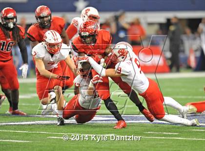 Thumbnail 2 in Cedar Hill vs. Katy (UIL 6A Division 2 Final) photogallery.