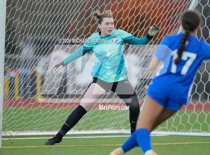 Thumbnail 3 in Seattle Prep vs Mt. Spokane (WIAA 3A Semifinal) photogallery.