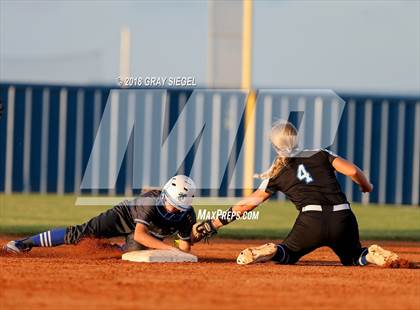 Thumbnail 1 in Deer Creek vs. Choctaw photogallery.
