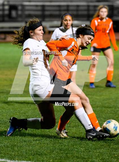 Thumbnail 1 in Highland @ Corona del Sol photogallery.