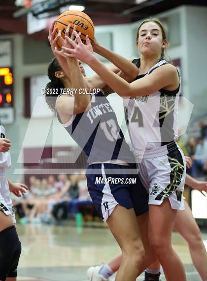 Thumbnail 1 in Wasatch vs. Hunter (Beetdigger Classic) photogallery.