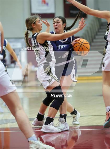 Thumbnail 3 in Wasatch vs. Hunter (Beetdigger Classic) photogallery.