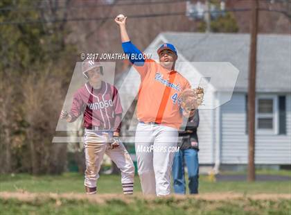 Thumbnail 3 in Bloomfield @ Windsor photogallery.