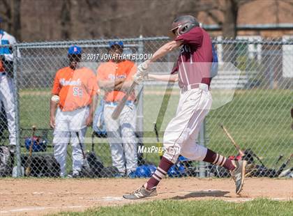 Thumbnail 3 in Bloomfield @ Windsor photogallery.