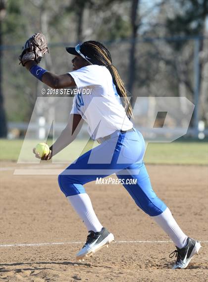 Thumbnail 1 in Los Altos vs. Norco (Dana Housley Memorial Tournament) photogallery.
