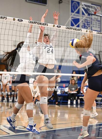 Thumbnail 3 in Beckman vs. Campbell Hall (CIF-SS D3 Final) photogallery.