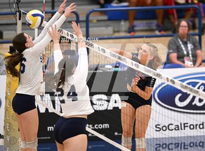 Thumbnail 2 in Beckman vs. Campbell Hall (CIF-SS D3 Final) photogallery.