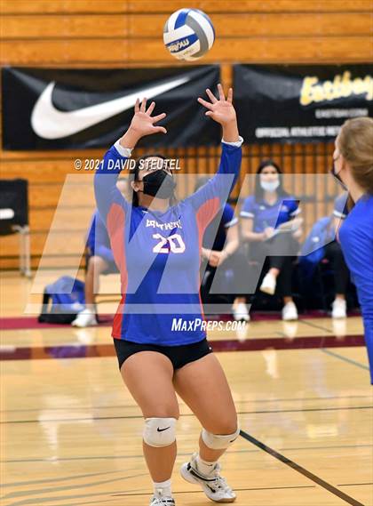 Thumbnail 1 in Christian Brothers vs. Lincoln (CIF SJS D3 Final) photogallery.