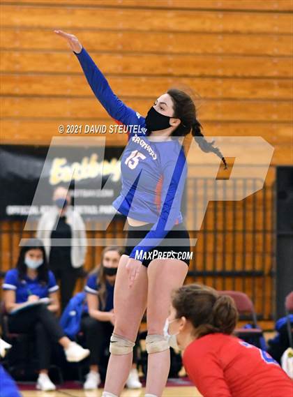 Thumbnail 2 in Christian Brothers vs. Lincoln (CIF SJS D3 Final) photogallery.