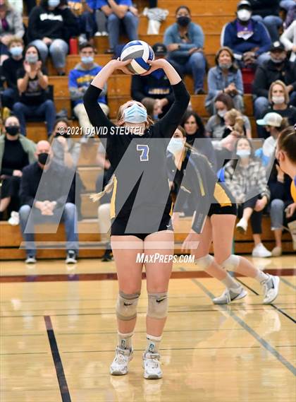 Thumbnail 2 in Christian Brothers vs. Lincoln (CIF SJS D3 Final) photogallery.