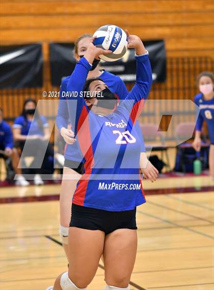 Thumbnail 3 in Christian Brothers vs. Lincoln (CIF SJS D3 Final) photogallery.