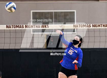 Thumbnail 2 in Christian Brothers vs. Lincoln (CIF SJS D3 Final) photogallery.