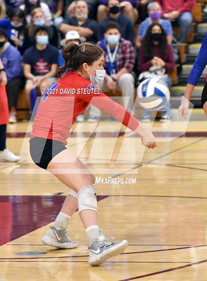 Thumbnail 2 in Christian Brothers vs. Lincoln (CIF SJS D3 Final) photogallery.