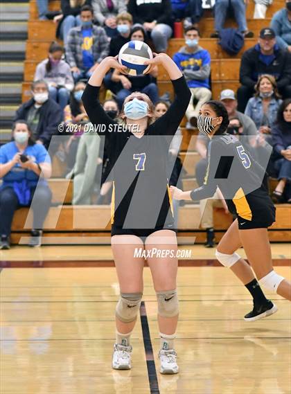 Thumbnail 3 in Christian Brothers vs. Lincoln (CIF SJS D3 Final) photogallery.
