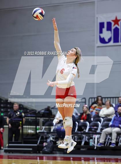 Thumbnail 2 in Randall vs. Hargrave (UIL 4A Semifinal) photogallery.