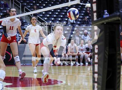 Thumbnail 3 in Randall vs. Hargrave (UIL 4A Semifinal) photogallery.