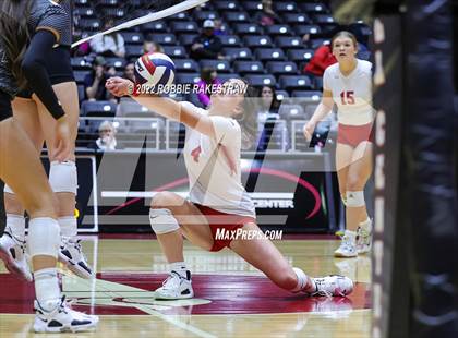 Thumbnail 3 in Randall vs. Hargrave (UIL 4A Semifinal) photogallery.
