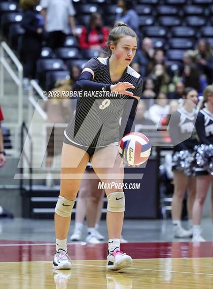 Thumbnail 2 in Randall vs. Hargrave (UIL 4A Semifinal) photogallery.